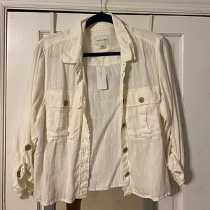 American Eagle small button up